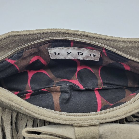 *SOLD* HYPE SUEDE FRINGE WRISTLET CLUTCH BAG - Picture 6 of 6